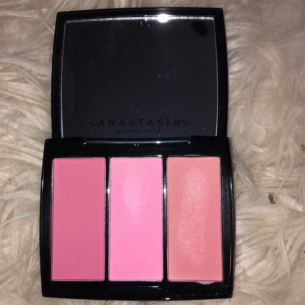 Anastasia Beverly Hills blush palette